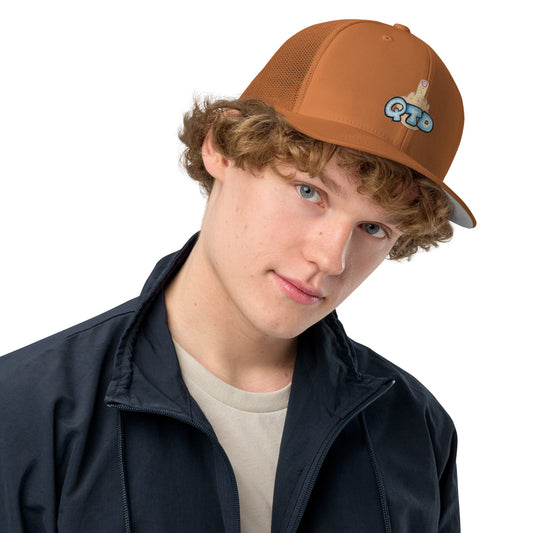 Gorra trucker con malla trasera QTD